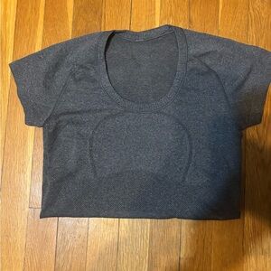 Women's lululemon grey workout Top